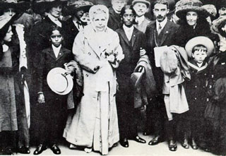 Photograph of Krishnamurti with his brother Nitya, Annie Besant, and others in London 1911